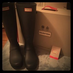 Hunter original rain boot with adjustable back